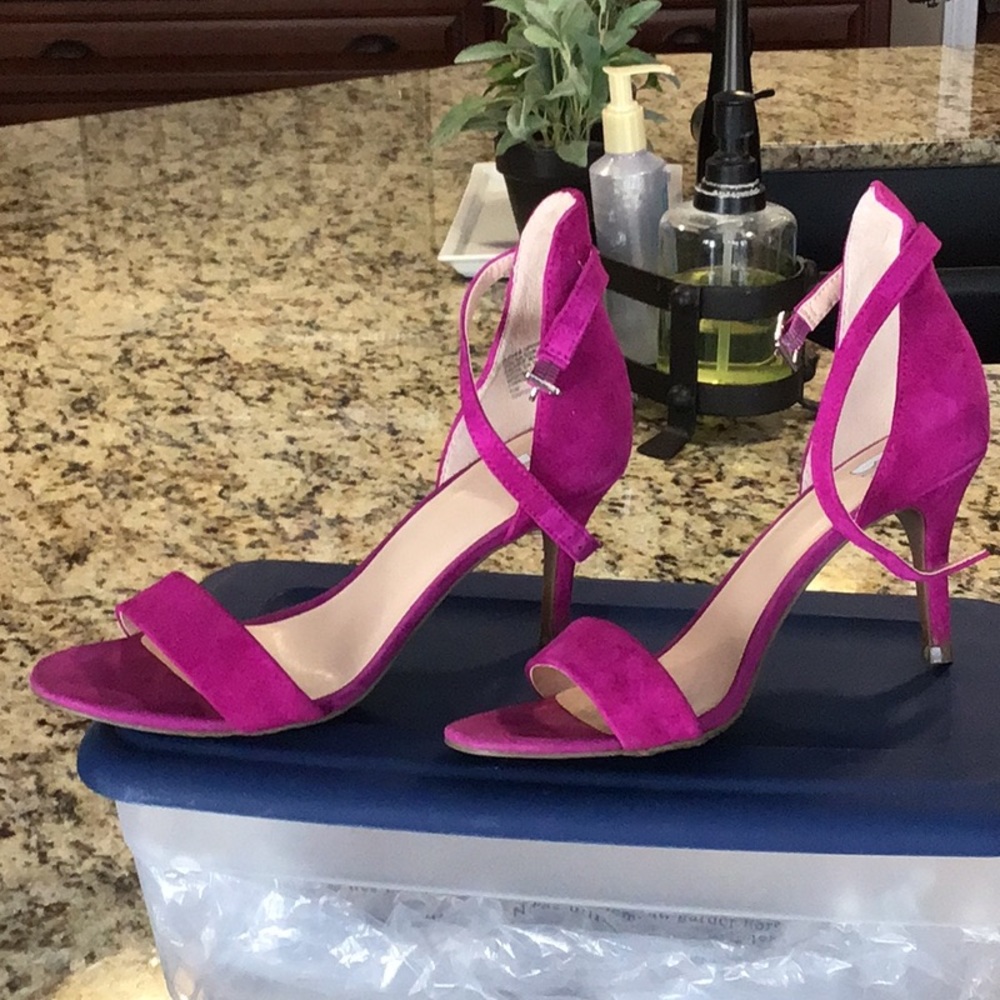 Rushing suede heels